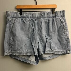 Torrid Pull On Chambray Shorts